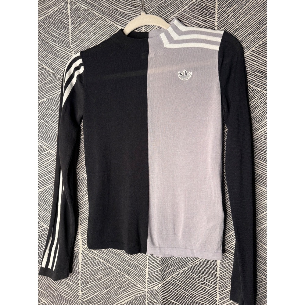 Vintage Adidas mockneck knit sweater Sz XS